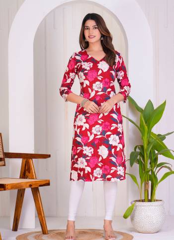 Attrective These Beautiful Looking Readymade Long Kurti.These Kurti Fabricated On Rayon.Its Beautified With Designer Printed.