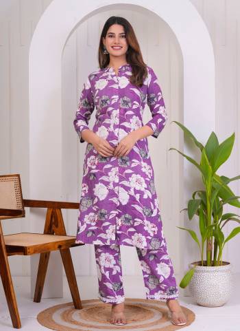 Garb These Beautiful Looking Readymade Co Ord Set Top With Bottom.These Top And Bottom Fabricated On Cotton.Its Beautified With Designer Printed.