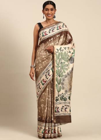 Looking These Fastive Wear Saree in Fine Colored.These Saree And Blouse is Fabricated On Cotton.Its Beautified With Designer Tradional Printed.