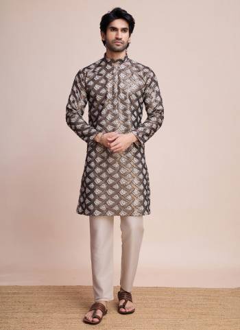 For A Festive Wear,Grab These Readymade Kurta Pair in Fine Colored.These Kurta Are Silk Fabricated on Pair.Its Beautified With Designer Thread,Sequance Embroidery Work.