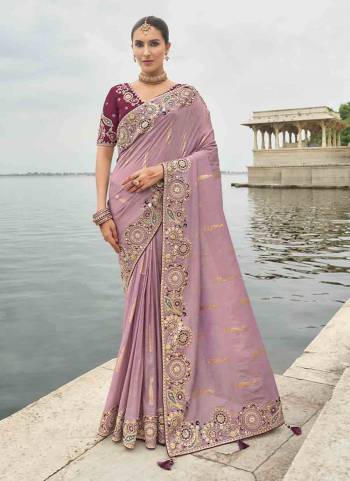 Attrective These Party Wear Saree in Fine Colored.These Saree Are Viscose Tissue Silk And Blouse is Fabricated On Raw Silk.Its Beautified With Wevon Butti Designer With Sequance Embroidery,Stone,Cut Work .