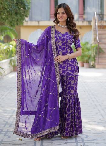 Attrective Looking These Beautiful Looking Readymade Sharara Suits.These Top And Bottom is Fabricated On Viscose Georgette Jacquard And Russion Silk Bottom.Its Beautified With Wevon Jacquard Designer With Embroidery Work.