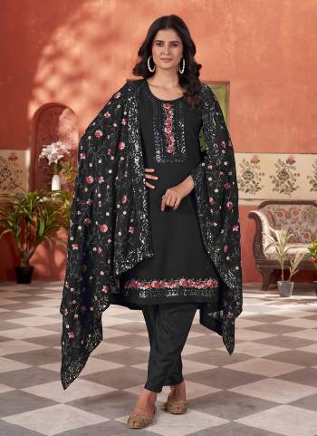 Looking These Beautiful Looking Readymade Top ,Bottom With Dupatta In Fine Colored.These Top And Dupatta Are Star Georgette And Bottom is Fabricated On Santoon.Its Beautified With Designer Multy Thread Embroidery Work.