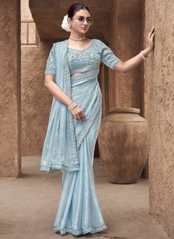 Look Attrective These Designer Party Wear Saree in Fine Colored.These Saree Are Gradient Satin Silk And Blouse Gradient Satin Silk is Fabricated.Its Beautified Heavy Desiger Artisanal Hand Embroidery Work.