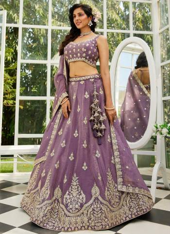 Attrective Looking This Partywear Fine Color Fancy Heavy Designer Choli And Lahenga Fabriced On Tissue And Dupatta Tissue In Fabricated Beautified With Attrective Designer Heavy Thread,Sequance Embroidery Work. Buy Now.