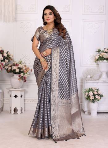 Looking These Party Wear Saree in Fine Colored.These Saree And Blouse is Fabricated On Organza.Its Beautified With Wevon Jari Border Designer.
