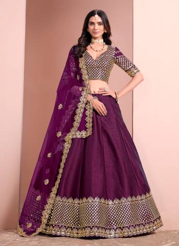For A Designer Look,Grab These Lehenga Choli in Fine Colored.These Lehenga And Blouse Are Fabricated On Art Silk Pair With Net Dupatta.Its Beautified With Designer Embroidery Work.