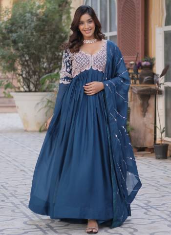 Attrective Looking These Beautiful Looking Readymade Long Gown With Dupatta.These Gown And Dupatta is Fabricated On Star Georgette.Its Beautified With Designer Beads Sequance Embroidery Work.