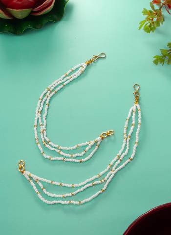 Looking These Beautifil Earring Attached Accessories Fine Colored.These Accessories is Come Brass Material And Beautified With Artificial Beads Work.