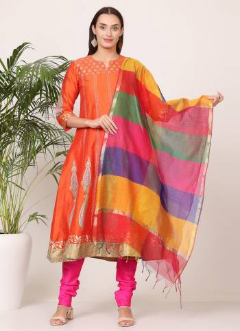 Looking These Suit in Fine Colored Pair With Bottom And Dupatta.These Top And Bottom Are Fabricated On Silk Pair With Chanderi Dupatta.Its Beautified With Designer Block Printed .