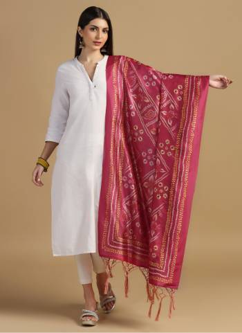 Grab These Beautiful Colored Ethnic Dupatta.This Dupatta is Fabricated On Beautiful Assam Silk Fabric . It Is Beautified With Beautiful Digital Printed.