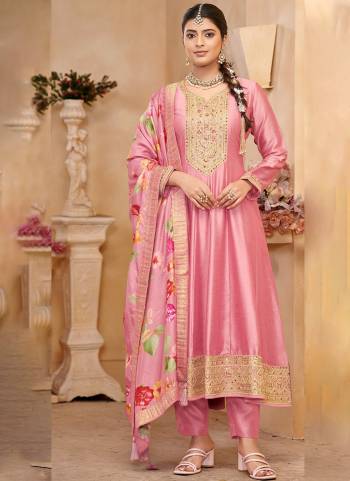 Looking These Designer Anarkali Suit in Fine Colored Pair With Bottom And Dupatta.These Top Are Vichitra Silk And Dupatta Are Fabricated On Dola Silk Pair With Santoon Bottom.Its Beautified With Santoon Inner.Its Beautified With Heavy Designer Embroidery Work With Printed Dupatta.