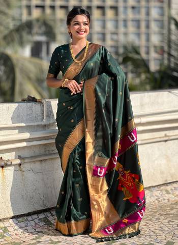 Looking These Traditioal Saree in Fine Colored.These Saree And Blouse is Fabricated On Soft Silk.Its Beautified With Weaving Paithani Vitthala Pallu Designer.
