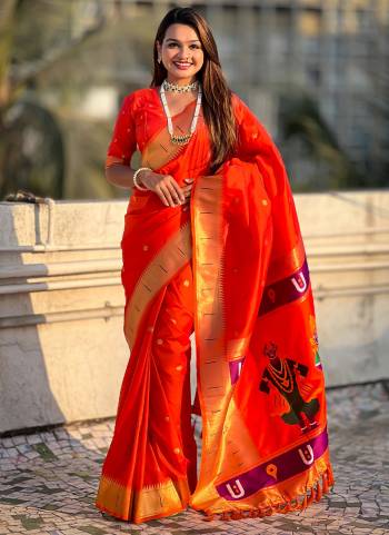 Looking These Traditioal Saree in Fine Colored.These Saree And Blouse is Fabricated On Soft Silk.Its Beautified With Weaving Paithani Vitthala Pallu Designer.