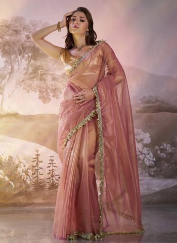 Attrctive These Fancy Party Wear Saree in Fine Colored.These Saree Are Twill Net And Blouse is Fabricated On Art Silk Pair.Its Beautified With Fancy Solid Disigner.