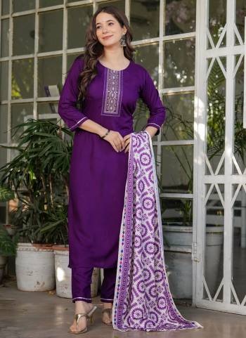 Looking These Suit in Fine Colored Pair With Bottom And Dupatta.These Top And Bottom Are Fabricated On Rayon Pair With Muslin Dupatta.Its Beautified With Designer Embroidery Work With Printed Dupatta .