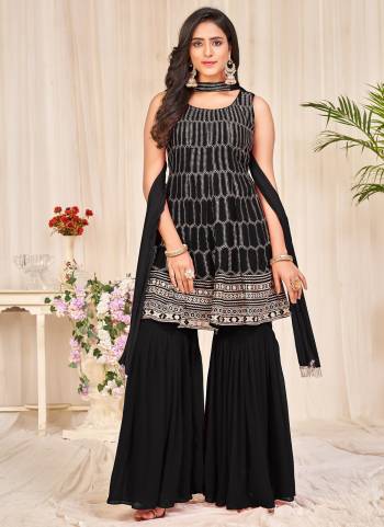 Grab These Sharara Suit in Fine Colored Pair With Bottom And Dupatta.These Top Are Georgette And Dupatta Are Fabricated On Georgette Pair With Georgette Bottom.Its Beautified With Designer Sequance Embroidery Work.