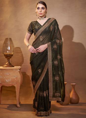 Attrctive These Fancy Party Wear Saree in Fine Colored.These Saree Are Crunchy Chiffon And Blouse is Fabricated On Art Silk Pair.Its Beautified With Fancy Disigner Embroidery Work.