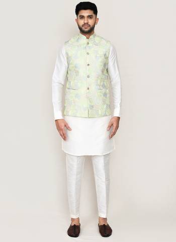 For A festive Wear,Grab These Readymade Party Wear Jacket in Fine Colored.These Jacket is Fabricated On Art Silk With Designer Embroidery Work.Buy Now.