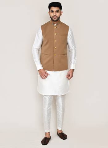 For A festive Wear,Grab These Readymade Party Wear Jacket in Fine Colored.These Jacket is Fabricated On Terry Rayon With Solid Designer.Buy Now.