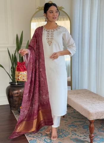 Garb These Suit in Fine Colored Pair With Bottom And Dupatta.These Top And Bottom Are Fabricated On Roman Silk Pair With Silk Dupatta.Its Beautified With Designer Embroidery Work,Printed.