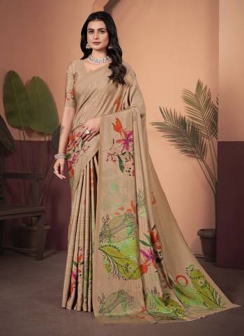 Attrective Look These Party Wear Saree in Fine Colored.These Saree And Blouse is Fabricated On Soft Crepe Silk.Its Beautified With Designer Digital Printed With Foil Outline Work.