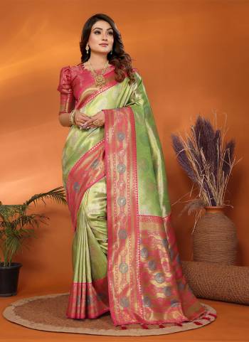 Attrective These Festive Wear Saree in Fine Colored.These Saree And Blouse is Fabricated On Banarasi Tissue Silk.Its Beautified With Wevon Paithani Jari Designer.