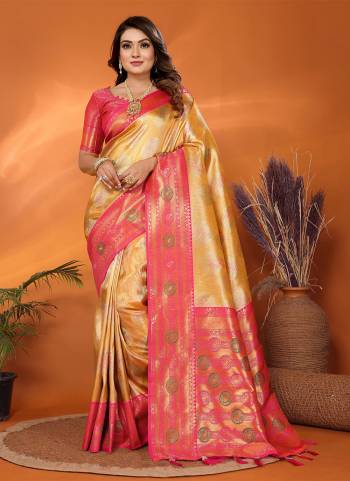 Attrective These Festive Wear Saree in Fine Colored.These Saree And Blouse is Fabricated On Banarasi Tissue Silk.Its Beautified With Wevon Paithani Jari Designer.