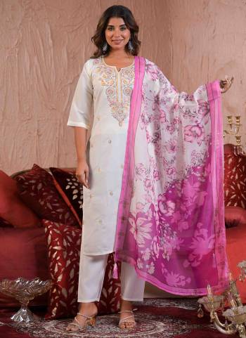 Attrective These Designer Suit in Fine Colored Pair With Bottom And Dupatta.These Top And Bottom Are Fabricated On Viscose Chanderi Pair With Chanderi Dupatta.Its Beautified With Designer Embroidery Work.