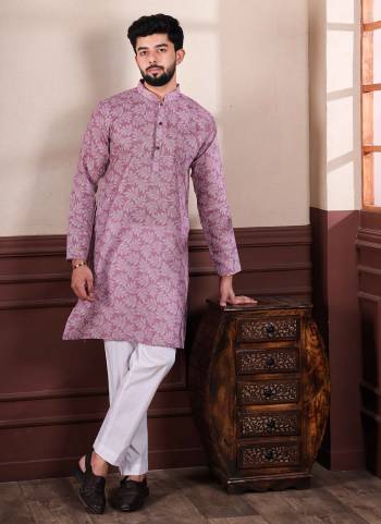 For A festive Wear,Grab These Readymade Kurta With Payjama in Fine Colored.These Kurta is Fabricated On Linen And Cotton Bottom With Designer Digital Printed.Buy Now.