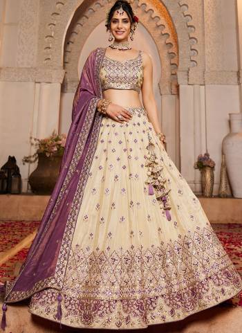 Attrective Looking This Partywear Fine Color Fancy Heavy Designer Choli And Lahenga Fabriced On Tissue And Dupatta Tissue In Fabricated Beautified With Attrective Designer Heavy Embroidery,Beads And Stone Work. Buy Now.