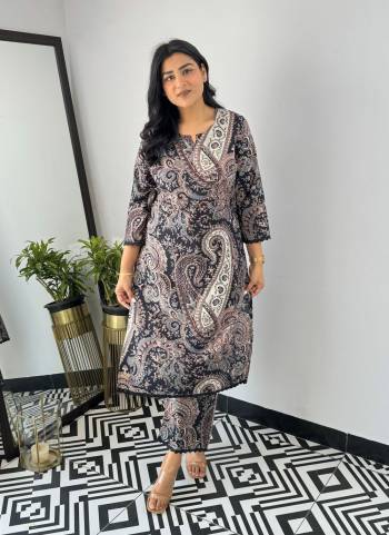 Looking These Beautiful Party Wear Designer Readymade Top With Bottom.These Top And Bottom Are Viscose Fabricated.Its Beautified With Designer Printed.
