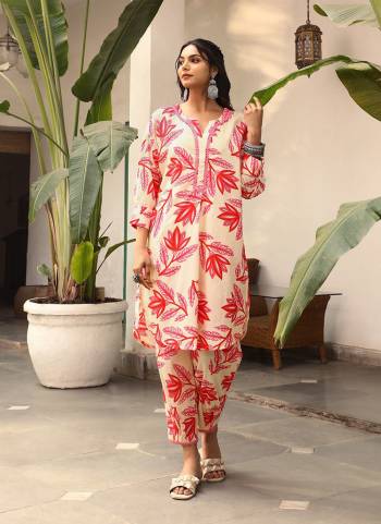 Looking These Beautiful Party Wear Designer Readymade Top With Bottom.These Top And Bottom Are Cotton Blend Fabricated.Its Beautified With Designer Printed.