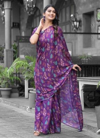 Attrective These Ready To Wear Gown Style Saree in Fine Colored.These Gown Are Imported Georgette And Pallu is Fabricated On Imported Georgette Pair.Its Beautified With Designer Digital Printed.