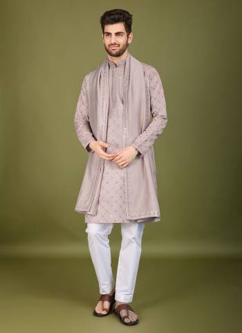 Attrective These Party Wear Readymade Kurta With Dupatta Pair in Fine Colored.These Kurta And Dupatta Are Viscose Silk Fabricated on Pair.Its Beautified With Designer Thread,Sequance Embroidery Work.