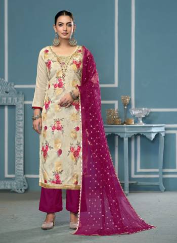 Looking These Suit in Fine Colored Pair With Bottom And Dupatta.These Top Are Viscose Banarasi And Dupatta Are Fabricated On Organza Pair With Dull Santoon Bottom.Its Beautified With Designer Printed,Embroidery,Hand Work.