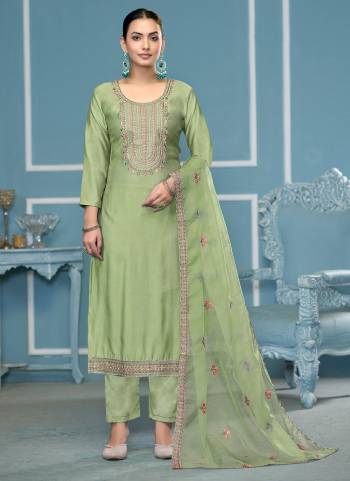 Looking These Suit in Fine Colored Pair With Bottom And Dupatta.These Top Are Roman Cotton And Dupatta Are Fabricated On Organza Pair With Dull Santoon Bottom.Its Beautified With Designer Embroidery,Hand Work.