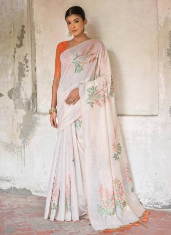 Looking These Festive Wear Saree in Fine Colored.These Saree And Blouse is Fabricated On Muga Cotton.Its Beautified With Floral Thread Weaving Designer.