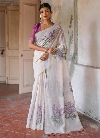 Looking These Festive Wear Saree in Fine Colored.These Saree And Blouse is Fabricated On Muga Cotton.Its Beautified With Floral Thread Weaving Designer.