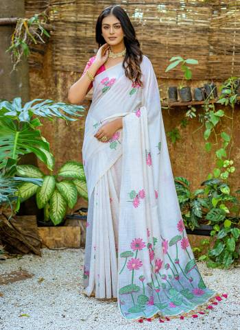 Looking These Festive Wear Saree in Fine Colored.These Saree And Blouse is Fabricated On Muga Cotton.Its Beautified With Floral Thread Weaving Designer.