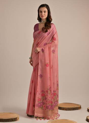 Garb These Festive Wear Saree in Fine Colored.These Saree And Blouse is Fabricated On Muga Cotton.Its Beautified With Floral Multy Thread Weaving Designer.
