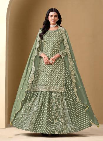 Looking These Beautiful Looking Fine Color Lahenga Suits.These Top Are Art Silk And Dupatta Are Art Silk And Lahenga Dolla Silk Jacquard Fabricated.Its Beautified With Wevon Jacquard Designer Lahenga With Heavy Embroidery Work.