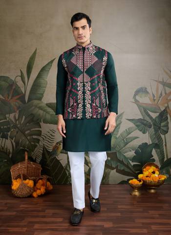 Attrective These Party Wear Readymade Kurta With Jacket Pair in Fine Colored.These Kurta And Jacket Are Viscose Silk Fabricated on Pair.Its Beautified With Designer Multy Thread Embroidery,Swarovski Work.