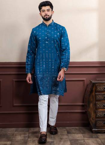 For A festive Wear,Grab These Readymade Kurta With Payjama in Fine Colored.These Kurta is Fabricated On Viscose And Art Silk Bottom With Designer Digital Embroidery Work.Buy Now.