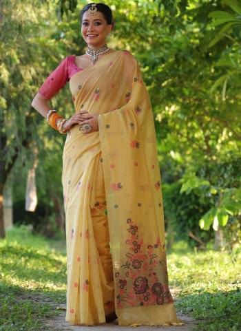 Garb These Festive Wear Saree in Fine Colored.These Saree And Blouse is Fabricated On Muga Cotton.Its Beautified With Floral Weaving Resham Designer.