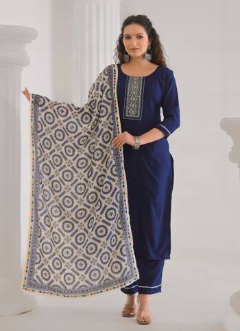 Attrective These Designer Suit in Fine Colored Pair With Bottom And Dupatta.These Top And Bottom Are Fabricated On Viscose Chanderi Pair With Muslin Dupatta.Its Beautified With Designer Embroidery Work.