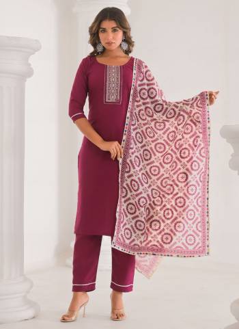 Attrective These Designer Suit in Fine Colored Pair With Bottom And Dupatta.These Top And Bottom Are Fabricated On Viscose Chanderi Pair With Muslin Dupatta.Its Beautified With Designer Embroidery Work.