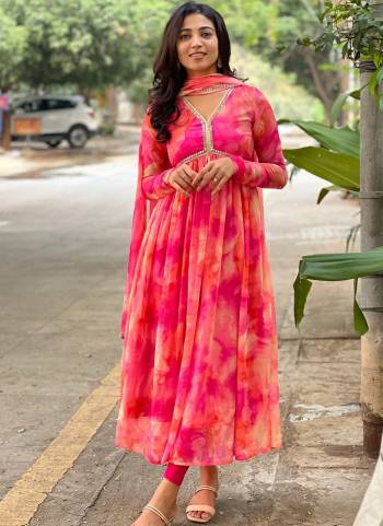 Looking These Beautiful Party Wear Designer Readymade Top With Dupatta.These Top And Dupatta Are Georgette Fabricated.Its Beautified With Designer Printed.