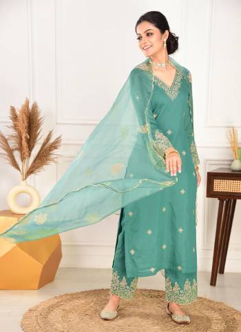Looking These Beautiful Party Wear Designer Readymade Suits.These Top And Bottom Are Viscose Chanderi And Dupatta is Fabricated On Organza.Its Beautified With Designer Embroidery Work.