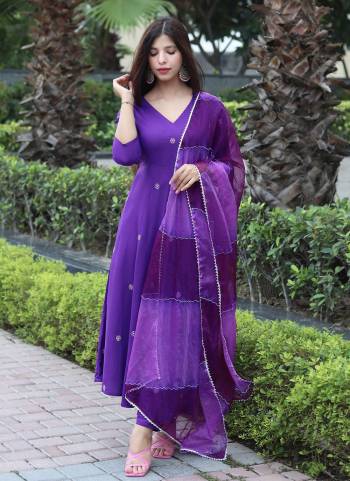 Looking These Beautiful Party Wear Designer Readymade Suits.These Top And Bottom Are Viscose And Dupatta is Fabricated On Organza.Its Beautified With Designer Embroidery Work.